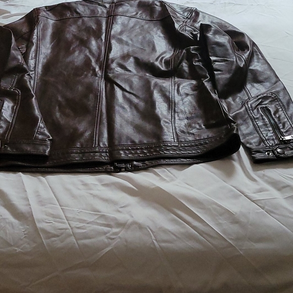 Men's Chou Yatou Jacket - Picture 4 of 4